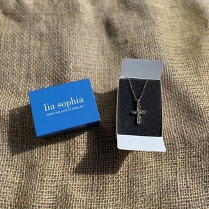 🦋 Lia Sophia Gold Cross Necklace 🦋